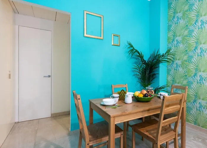 Casa Vegezio Near Vatican Museum And Metro Cipro Private Garden Check-in From 3 Pm To 10 Pm *