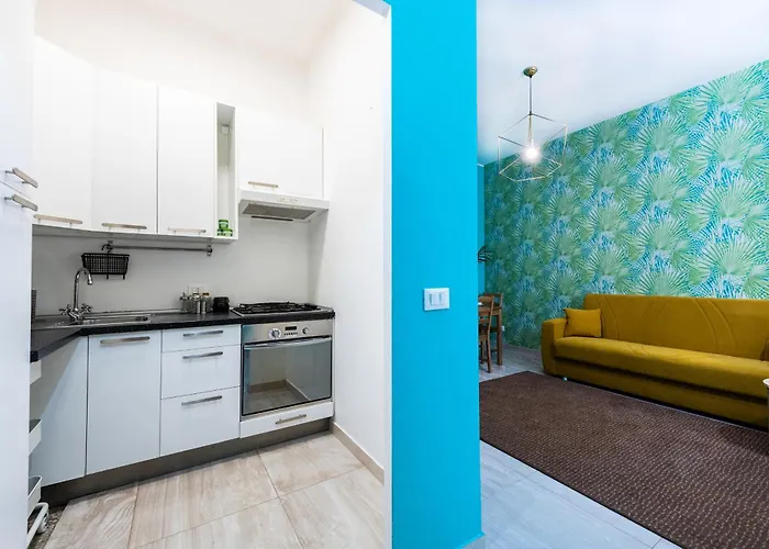 Casa Vegezio Near Vatican Museum And Metro Cipro Private Garden Check-in From 3 Pm To 10 Pm